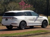 Used 2020 Lincoln Aviator Black Label w/ Dynamic Handling Package image 5