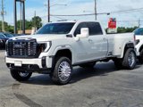 New 2025 GMC Sierra 3500 Denali Ultimate image 3