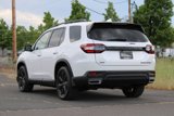 New 2025 Honda Pilot Black Edition image 4