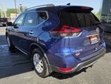 Used 2018 Nissan Rogue SV image 3
