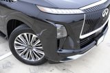 New 2025 INFINITI QX80 Sensory image 3