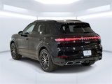 New 2025 Porsche Cayenne image 3