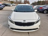 Used 2017 Kia Forte LX image 2