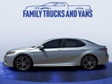 Used 2020 Toyota Camry SE image 2