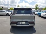 New 2026 Kia EV9 Land image 5