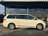 Used 2017 Toyota Sienna XLE image 4