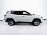 Used 2024 Jeep Compass Latitude image 4