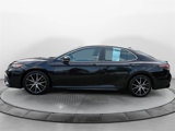 Used 2022 Toyota Camry SE image 2
