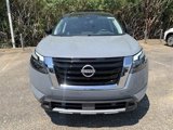 New 2025 Nissan Pathfinder Platinum image 4