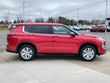 New 2025 Mitsubishi Outlander ES image 4