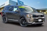 Used 2022 Kia Telluride SX w/ SX Prestige Package image 2