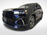 Used 2025 Honda Pilot Touring image 3