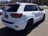 Used 2017 Jeep Grand Cherokee Altitude image 5