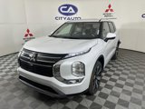 New 2025 Mitsubishi Outlander SE image 3