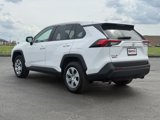Used 2022 Toyota RAV4 LE image 5