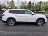 New 2025 Volkswagen Atlas SEL image 2