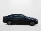 Used 2023 Nissan Altima 2.5 SV image 4