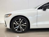 Used 2024 Volvo S60 B5 Core image 4