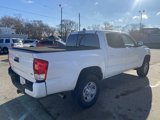 Used 2016 Toyota Tacoma SR image 5