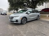 New 2025 Honda Odyssey Elite image 3