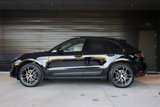 Certified 2025 Porsche Macan image 5