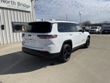 Used 2023 Jeep Grand Cherokee L Laredo image 4