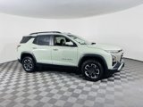 Used 2025 Chevrolet Equinox ACTIV w/ Safety and Technology Package image 2