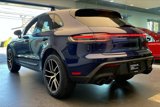 Certified 2024 Porsche Macan image 2