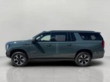 Used 2025 GMC Yukon XL AT4 w/ AT4 Premium Package image 6