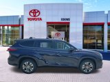Certified 2023 Toyota Highlander XLE image 2