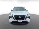 Used 2024 Nissan Rogue SV image 4