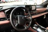 New 2025 Mitsubishi Outlander SEL image 2