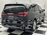 New 2025 Chrysler Pacifica Select image 6