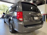 Used 2017 Dodge Grand Caravan SXT image 3