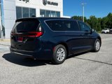 New 2025 Chrysler Pacifica Select image 4