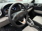 Used 2024 Hyundai Venue SEL image 3