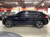 Used 2023 Volkswagen Atlas Cross Sport SE image 4