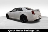 Used 2023 Chrysler 300 C image 4