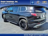 Used 2024 GMC Acadia Elevation w/ Luxury Package image 3