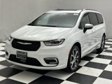 New 2025 Chrysler Pacifica Pinnacle image 3