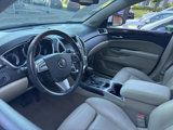 Used 2012 Cadillac SRX Luxury image 2