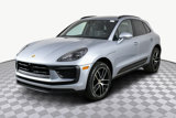 Used 2023 Porsche Macan image 4