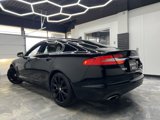 Used 2014 Jaguar XF image 3