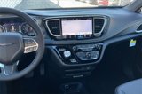 New 2026 Chrysler Pacifica Select image 5