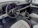 New 2025 Porsche Cayenne Coupe image 4
