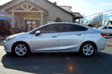 Used 2017 Chevrolet Cruze LT image 2