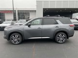 New 2025 Nissan Pathfinder Platinum image 2