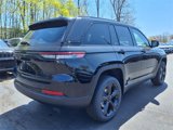 New 2025 Jeep Grand Cherokee Limited w/ Black Appearance Package image 2