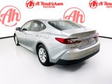 Used 2025 Toyota Camry LE image 3