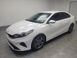 Used 2022 Kia Forte LXS image 2